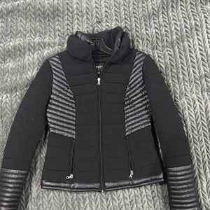 Guess 2x2 stretch jacket. Size medium